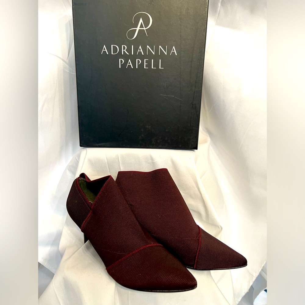 Adrianna Papell Women’s NWB Hermes Cardovan Waldo Stretch Bootie. 6.5M